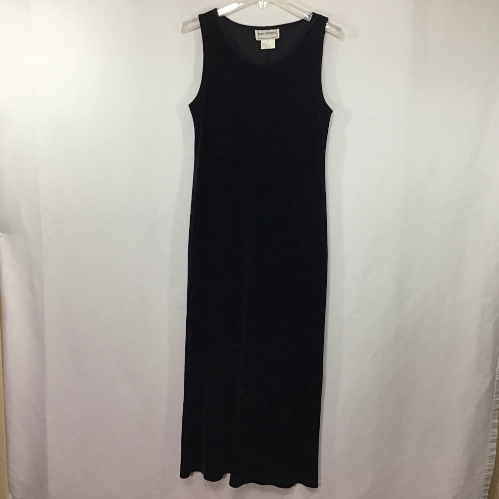 Karin Stevens Simple Sleeveless Black Velvet Dress